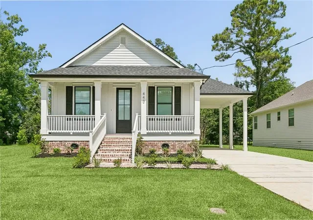 Homes for sale in Boutte, LA | 440 Sharon Ave, Boutte, LA 70039 | MLS# 2563100