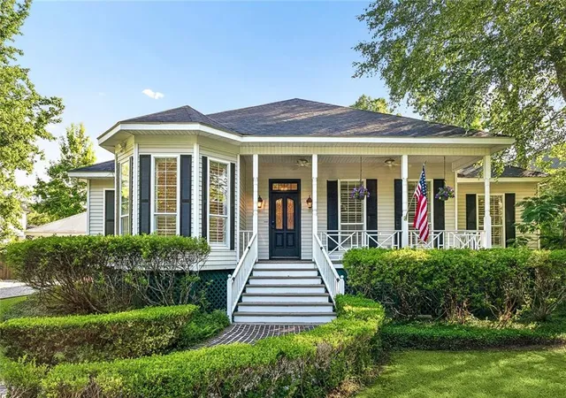 1st image of 98 Zinnia Dr, Covington, LA 70433 | MLS# 2563199