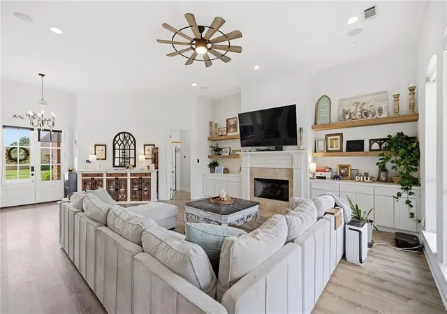 3rd image of 1512 Rue De Fontaine, Covington, LA 70433 | MLS# 2563239