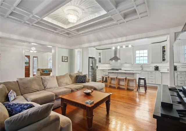 4th image of 1327 Pine St, New Orleans, LA 70118 | MLS# 2563240
