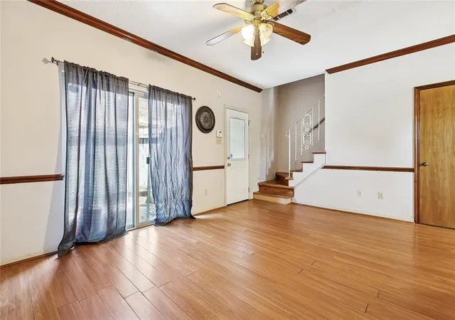 Homes for sale in Metairie, LA | 600 N Clearview Pkwy, Metairie, LA 70001
