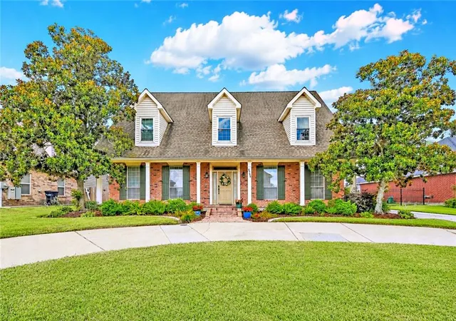 1st image of 3708 Lake Arrowhead Dr, Harvey, LA 70058 | MLS# 2562943
