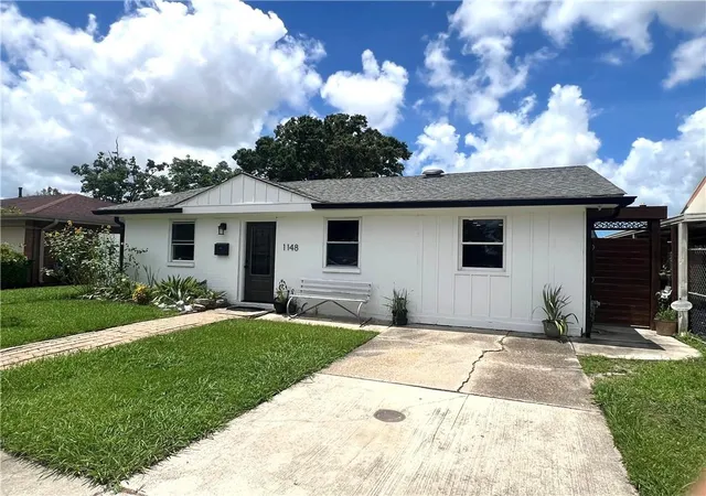 Photo 3 of Single family home for sale at 1148 Teakwood Dr, Harvey, LA 70058 | MLS# 2563329 | Listing updated on 2026-07-14