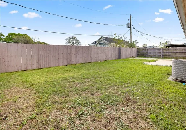 17th image of 2405 Artillery Dr, Chalmette, LA 70043 | MLS# 2563257