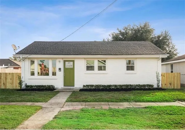 1st image of 501 Saint Ann St, Marrero, LA 70072 | MLS# 2562947