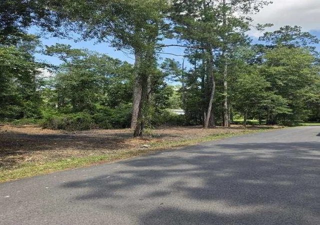 Photo 2 of Land for sale at 28 B Oak Holw Dr, Hammond, LA 70401 | MLS# 2562573 | Listing updated on 2026-07-22