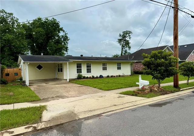3rd image of 5111 Piety Dr, New Orleans, LA 70126 | MLS# 2563252
