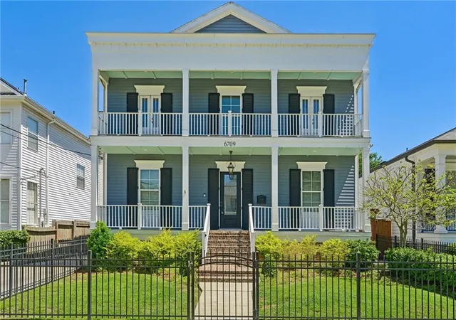 Homes for sale in New Orleans, LA | 6709 Avenue A, New Orleans, LA 70124 | MLS# 2563484