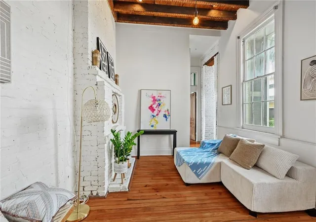 3rd image of 1061 Camp St #D, New Orleans, LA 70130 | MLS# 2563387