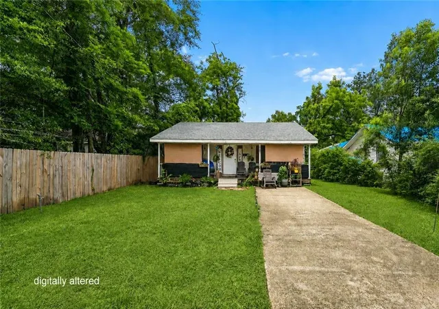 Homes for sale in Hammond, LA | 607 E Illinois St, Hammond, LA 70403 | MLS# 2561688
