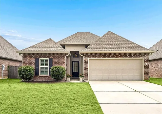 1st image of 2212 Darlene Dr, Covington, LA 70435 | MLS# 2563275