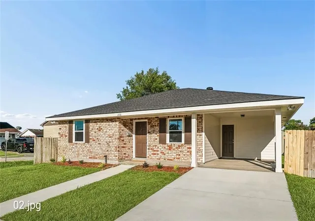 2nd image of 236 Willowbrook Ave, Gretna, LA 70056 | MLS# 2563389