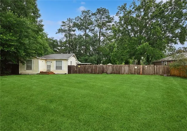 Homes for sale in Independence, LA | 580 Pine St, Independence, LA 70443 | MLS# 2563474