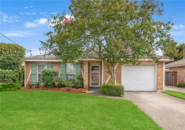 Homes for sale in Metairie, LA | 4729 Park Dr South Dr, Metairie, LA 70001 | MLS# 2563544