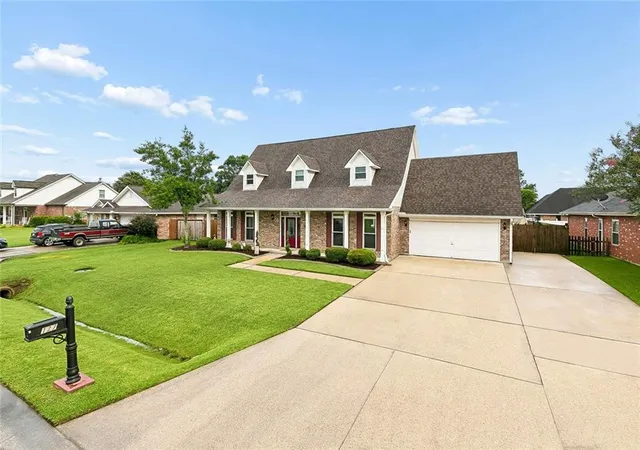 Photo 3 of Single family home for sale at 127 Magnolia Ct, Luling, LA 70070 | MLS# 2563105 | Listing updated on 2026-08-27