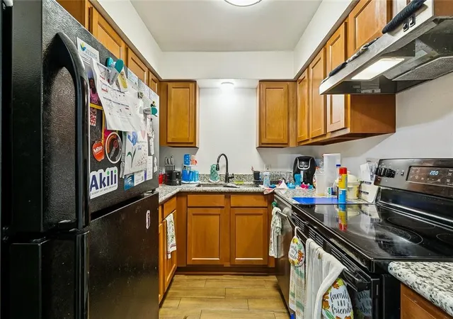 Photo 3 of Townhouse for sale at 7 7a Shepard Ct, Gretna, LA 70053 | MLS# 2563558 | Listing updated on 2026-08-26