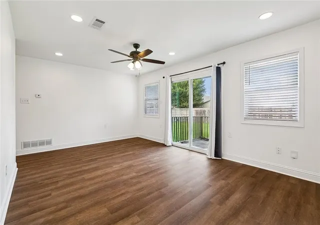 Photo 3 of Single family home for sale at 3904 Bissonet Dr, Metairie, LA 70003 | MLS# 2563640 | Listing updated on 2026-09-01