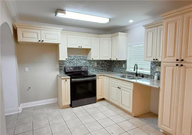Homes for sale in La Place, LA | 3016 Concordia Dr, La Place, LA 70068 | MLS# 2563706