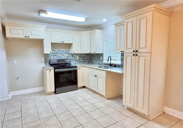 Homes for sale in La Place, LA | 3016 Concordia Dr, La Place, LA 70068 | MLS# 2563706