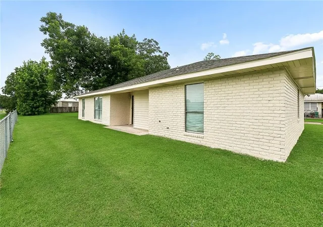 Homes for sale in Raceland, LA | 204 Market St, Raceland, LA 70394 | MLS# 2563007