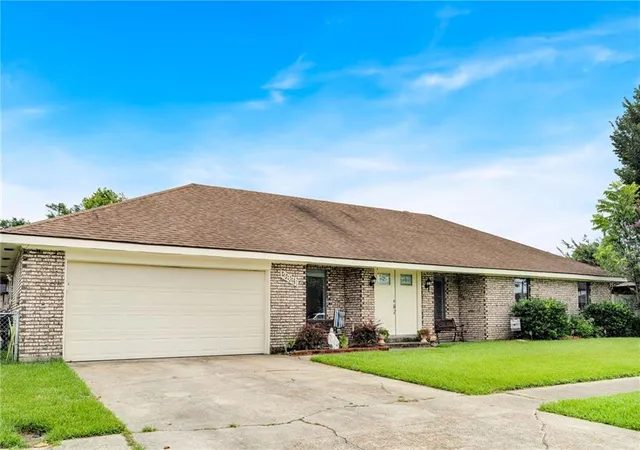 14th image of 3821 Hillcrest Dr, Marrero, LA 70072 | MLS# 2563561