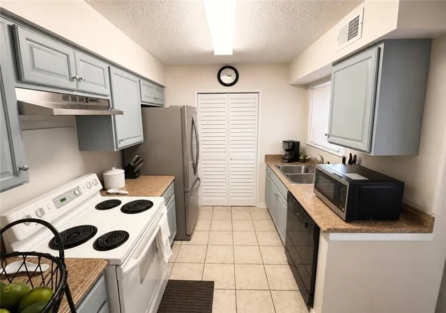 Homes for sale in Harvey, LA | 3320 Timberlane Way Dr #140, Harvey, LA 70058 | MLS# 2563728