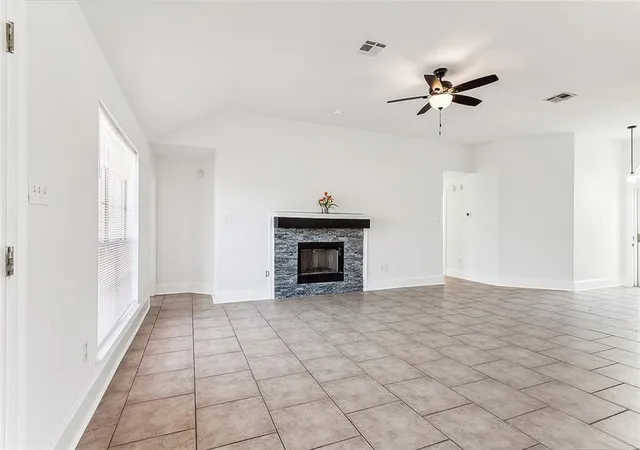 Homes for sale in La Place, LA | 85 Moss Dr, La Place, LA 70068 | MLS# 2563771