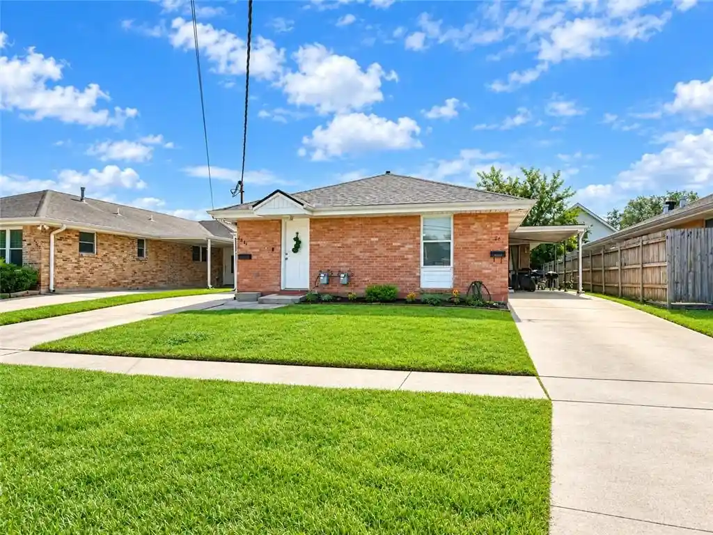 Listing Photo 1 - Condo for sale in 6241 43 Bellaire Dr located at 6241 43 Bellaire Dr, New Orleans, LA 70124 - Unit 6241 43 Bellaire Dr