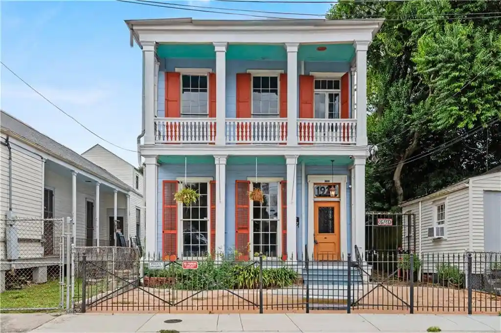 Photo 1 of Multi family home for sale at 1920 22 Constance St, New Orleans, LA 70130 | MLS# 2562883 | Listing updated on 2026-10-11