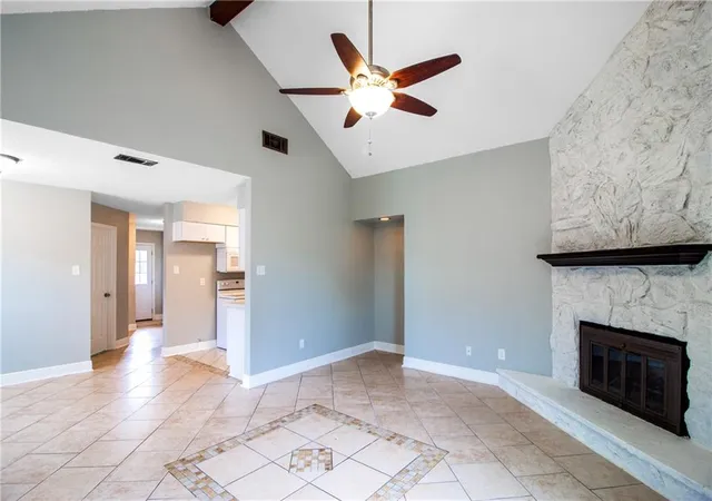 Homes for sale in Destrehan, LA | 318 Ormond Meadows Dr #A, Destrehan, LA 70047 | MLS# 2560985
