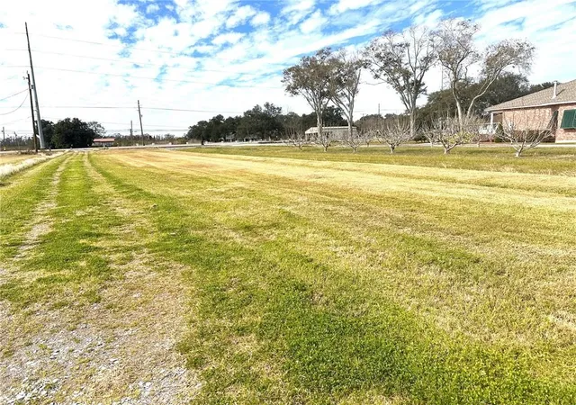 Homes for sale in Belle Chasse, LA | 14159 B Hwy 23 Hwy, Belle Chasse, LA 70037 | MLS# 2563844