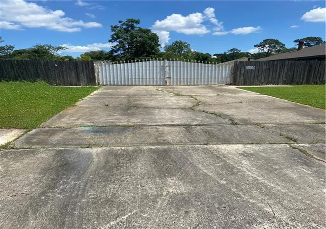 Photo 3 of Land for sale at 326 Westminster Dr, Slidell, LA 70460 | MLS# 2563888 | Listing updated on 2026-07-21