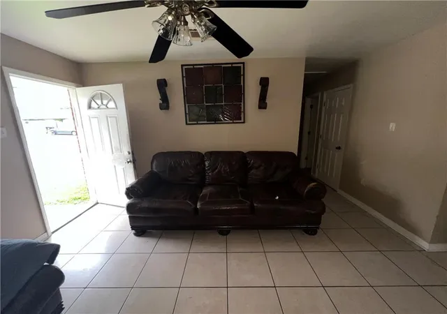 4th image of 2125 Guerra Dr, Violet, LA 70092 | MLS# 2563884