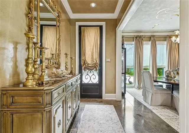 Homes for sale in New Orleans, LA | 6 Rue Le Ville St, New Orleans, LA 70124 | MLS# 2563834