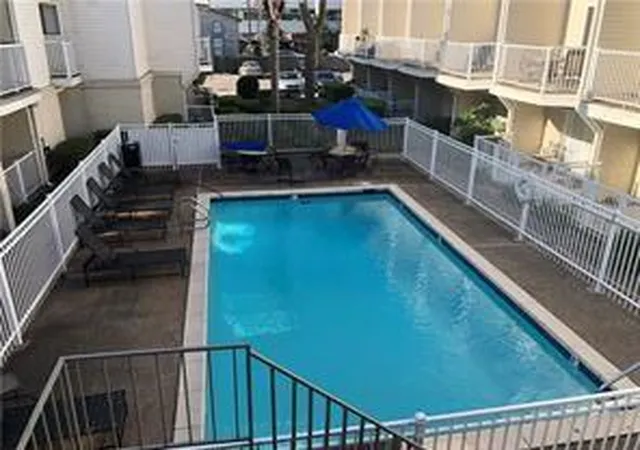 Homes for sale in Metairie, LA | 3805 Houma Blvd #C220, Metairie, LA 70006 | MLS# 2563925