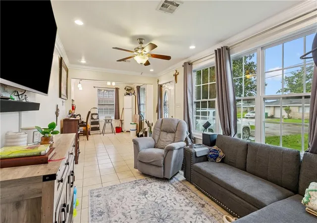 Homes for sale in Hahnville, LA | 348 Ash St, Hahnville, LA 70057 | MLS# 2563655