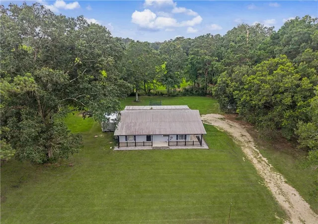 Homes for sale in Independence, LA | 10136 Hwy 1063 Hwy, Independence, LA 70443 | MLS# 2563838