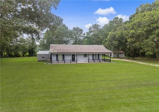 Homes for sale in Independence, LA | 10136 Hwy 1063 Hwy, Independence, LA 70443 | MLS# 2563838