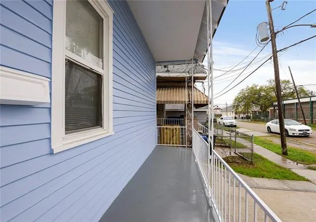 2nd image of 821 De Armas St, New Orleans, LA 70114 | MLS# 2564023