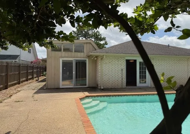2nd image of 786 Terry Pkwy, Gretna, LA 70056 | MLS# 2564020