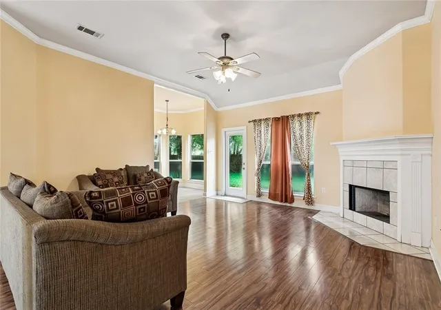 2nd image of 937 Nancy St, Mandeville, LA 70448 | MLS# 2564126