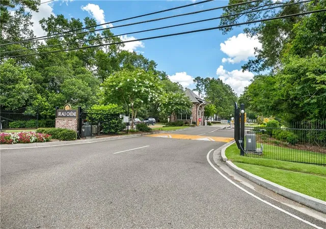 4th image of 970 Marina Blvd, Mandeville, LA 70471 | MLS# 2563965