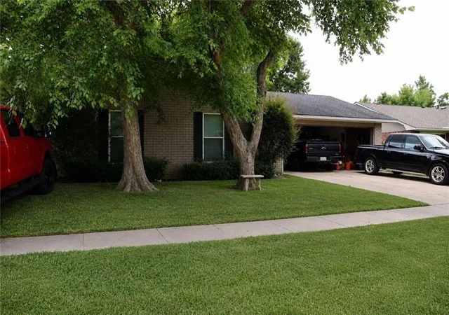1st image of 1534 Boreas Dr, Baton Rouge, LA 70816 | MLS# 2564216