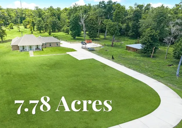 Homes for sale in Des Allemands, LA | 16504 16512 Hwy 90, Des Allemands, LA 70030 | MLS# 2564084