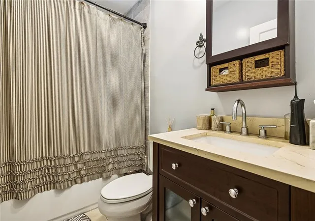 2nd image of 1520Th St Mary St, New Orleans, LA 70130