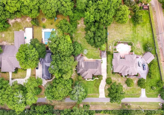 Homes for sale in Slidell, LA | 451 Autumnwood Rd, Slidell, LA 70458 | MLS# 2562882
