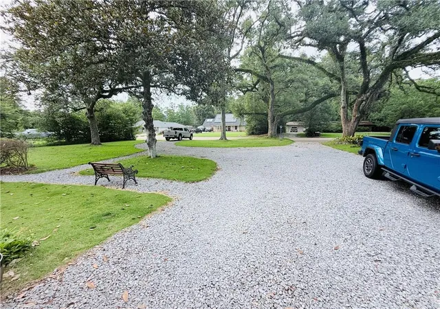 Homes for sale in Covington, LA | 131 Belle Terre Blvd, Covington, LA 70433 | MLS# 2564294