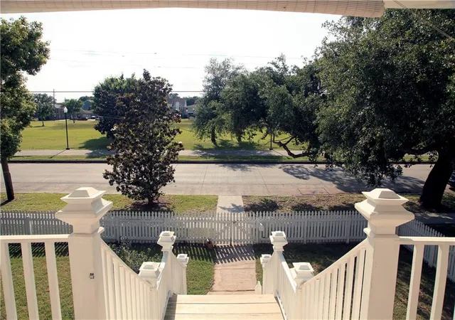 3rd image of 6831 West End Blvd, New Orleans, LA 70124 | MLS# 2564378