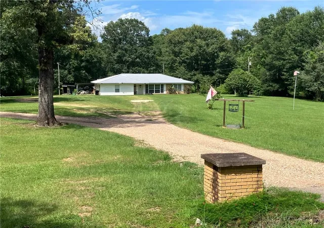 Homes for sale in Kentwood, LA | 21697 Hwy 1056 Hwy, Kentwood, LA 70444 | MLS# 2564357
