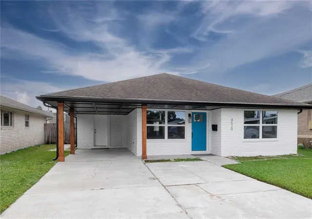 Photo 2 of Single family home for sale at 4520 Newlands St, Metairie, LA 70006 | MLS# 2564035 | Listing updated on 2026-08-29